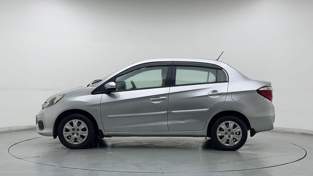 Second-hand 2017 Honda Amaze 2nd Gen S for sale in Chennai-6