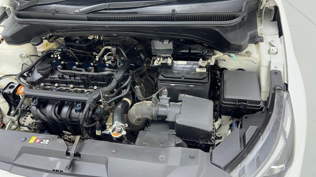 Second-hand 2023 Hyundai i20 Asta 1.2 for sale in New Delhi-35