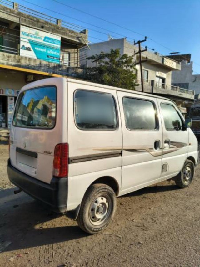 Second-hand 2011 Maruti Suzuki Eeco 5 Seater AC BSIV for sale in Rajkot-1