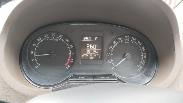 Second-hand 2016 Skoda Rapid 1.5 TDI AT Style Plus for sale in Coimbatore-15