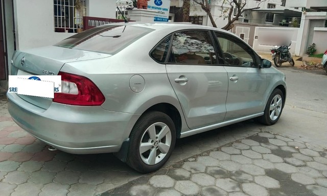 Second-hand 2016 Skoda Rapid 1.5 TDI AT Style Plus for sale in Coimbatore-17