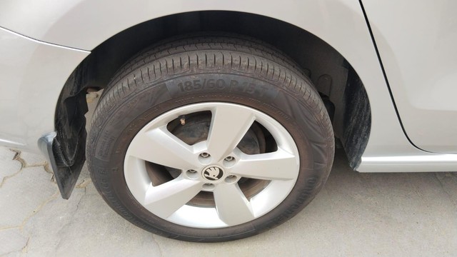 Second-hand 2016 Skoda Rapid 1.5 TDI AT Style Plus for sale in Coimbatore-9