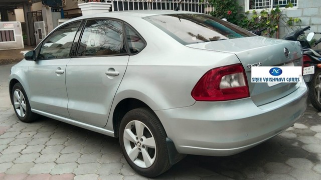 Second-hand 2016 Skoda Rapid 1.5 TDI AT Style Plus for sale in Coimbatore-12