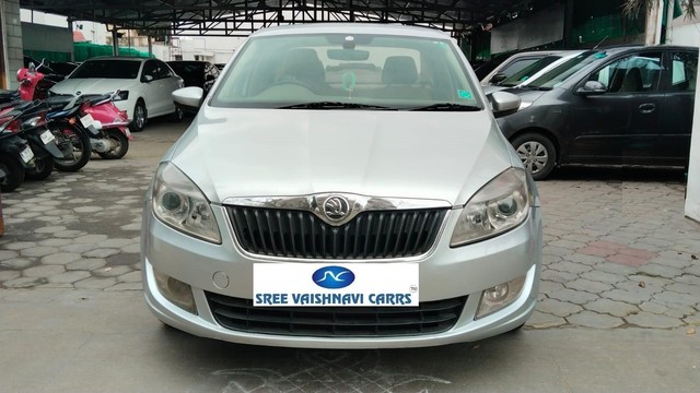 Second-hand 2016 Skoda Rapid 1.5 TDI AT Style Plus for sale in Coimbatore-3