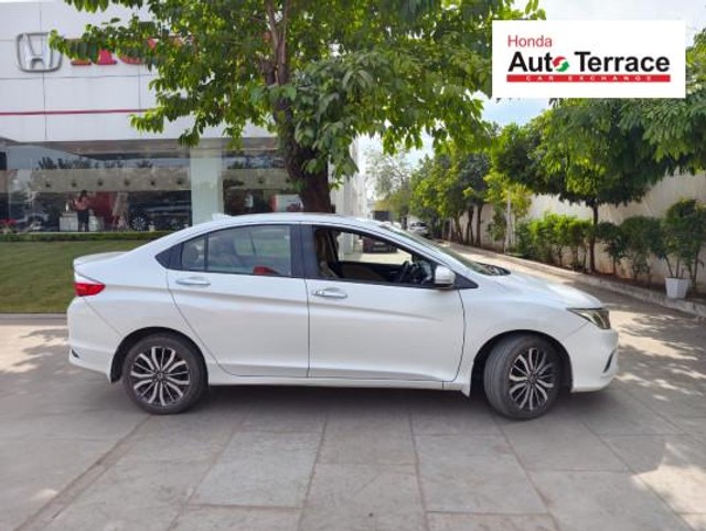 Second-hand 2017 Honda City CVT for sale in Vadodara-1