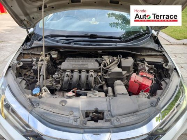 Second-hand 2017 Honda City CVT for sale in Vadodara-6