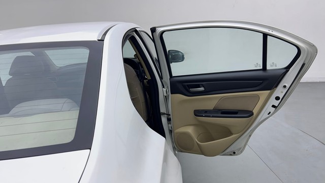 Second-hand 2019 Honda Amaze VX for sale in Ghaziabad-33