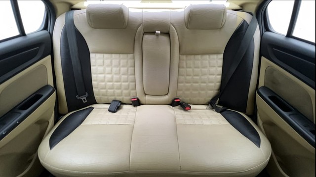 Second-hand 2019 Honda Amaze VX for sale in Ghaziabad-35