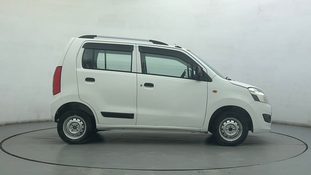 Second-hand 2013 Maruti Suzuki Wagon R LXI BSVI for sale in Ahmedabad-2