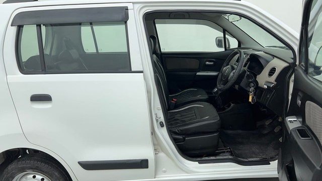 Second-hand 2013 Maruti Suzuki Wagon R LXI BSVI for sale in Ahmedabad-15