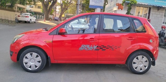 Second-hand 2011 Ford Figo Diesel Titanium for sale in Coimbatore-17