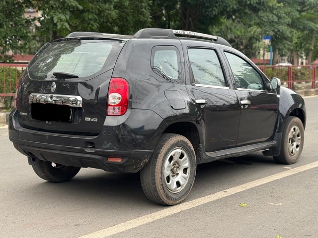 Renault Duster RXL AWD Second-hand 2013 Renault Duster RXL AWD for sale in Surat-1