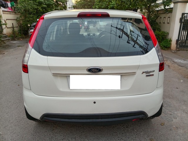 Second-hand 2015 Ford Figo Diesel ZXI for sale in Hyderabad-2