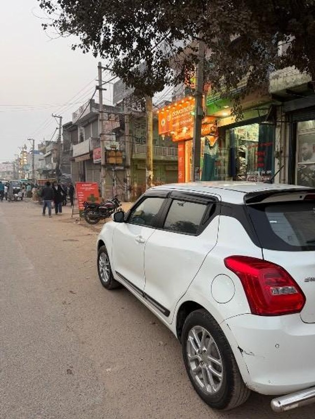 Second-hand 2023 Maruti Suzuki Swift ZXI for sale in Farukh Nagar-7