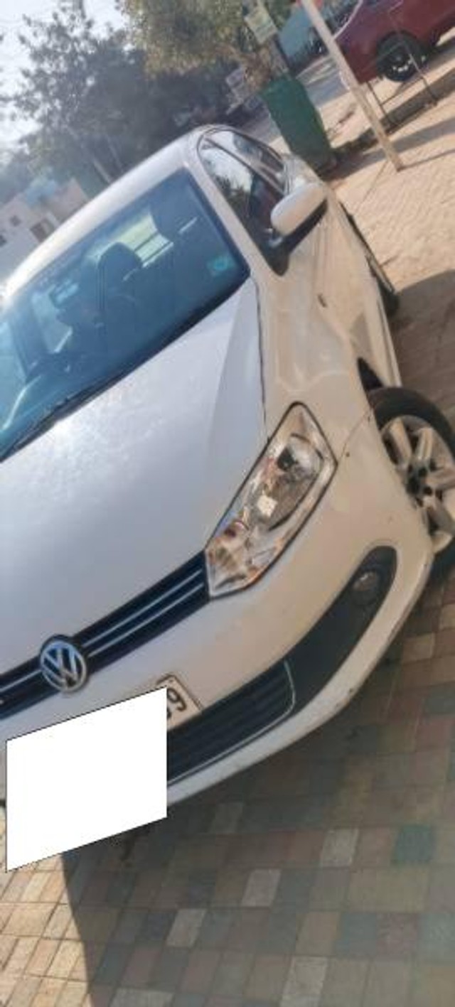 Second-hand 2011 Volkswagen Vento Diesel Breeze for sale in Gandhidham-5
