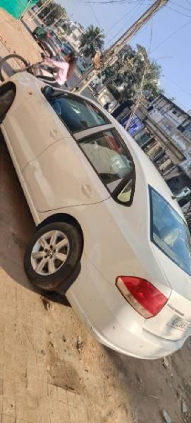 Second-hand 2011 Volkswagen Vento Diesel Breeze for sale in Gandhidham-4