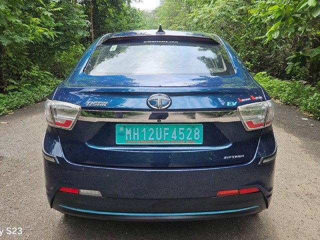Second-hand 2022 Tata Tiago EV XZ Plus LR for sale in Mumbai-3