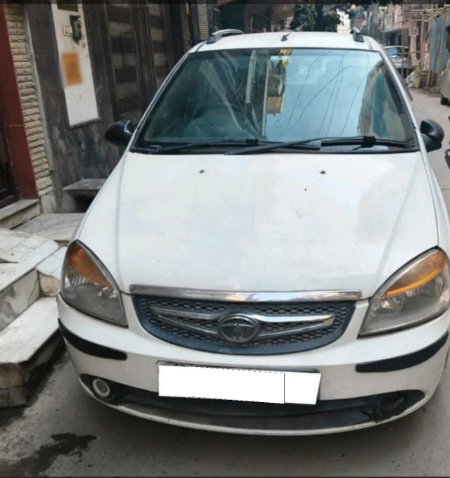 Second-hand 2017 Tata Indigo eGLS BS IV for sale in New Delhi-3