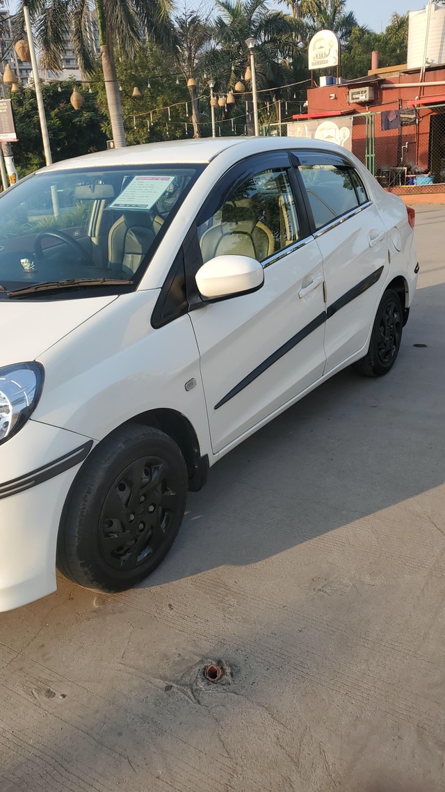 Second-hand 2014 Honda Amaze S i-Dtech for sale in Surat-8