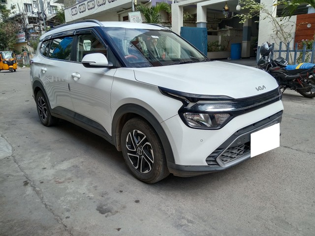 Second-hand 2022 Kia Carens Prestige Plus Diesel BSVI for sale in Hyderabad-9