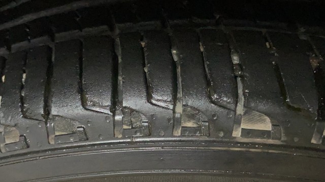 Mahindra Thar LX 4WD Convert Top Diesel AT BSVI Second-hand 2021 Mahindra Thar LX 4WD Convert Top Diesel AT BSVI for sale in Surat-5