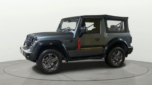 Mahindra Thar LX 4WD Convert Top Diesel AT BSVI Second-hand 2021 Mahindra Thar LX 4WD Convert Top Diesel AT BSVI for sale in Surat-17