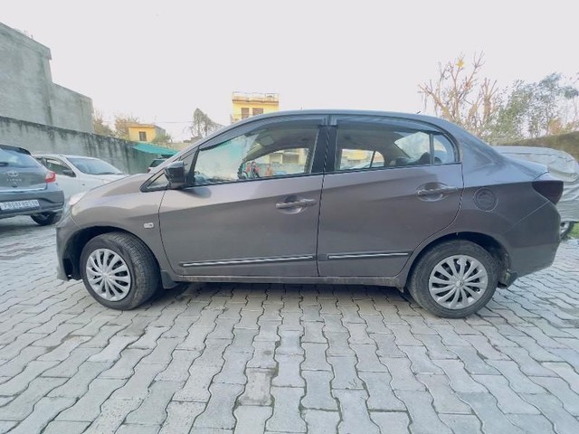 Second-hand 2014 Honda Amaze S i-Dtech for sale in Kapurthala-8