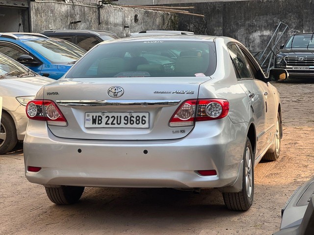 Second-hand 2014 Toyota Corolla Altis G MT for sale in Kolkata-6