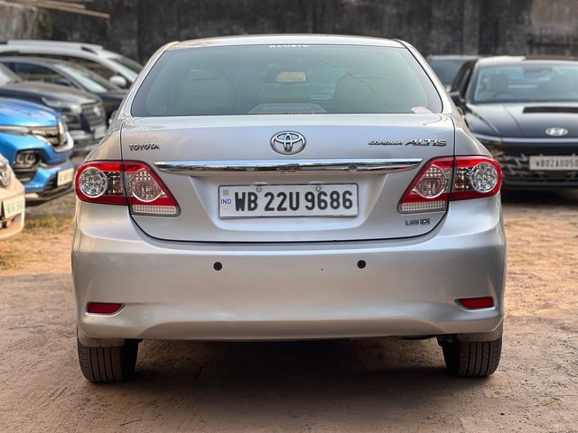Second-hand 2014 Toyota Corolla Altis G MT for sale in Kolkata-1