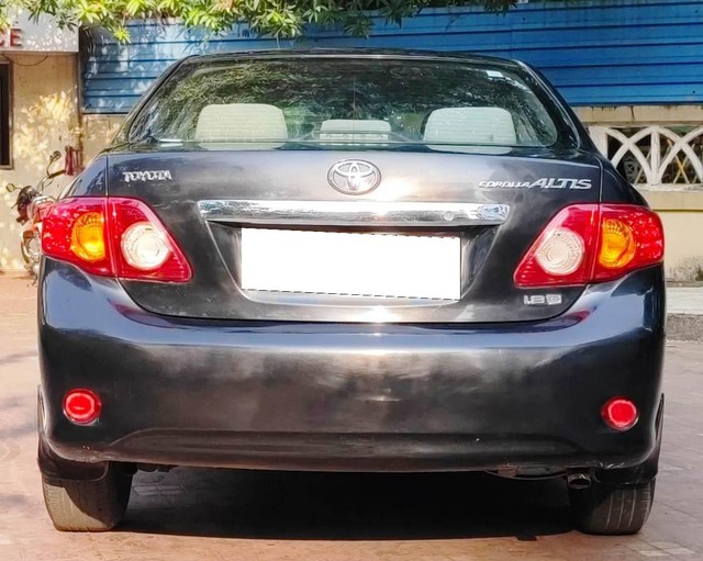 Second-hand 2009 Toyota Corolla Altis G for sale in Mira Road-2