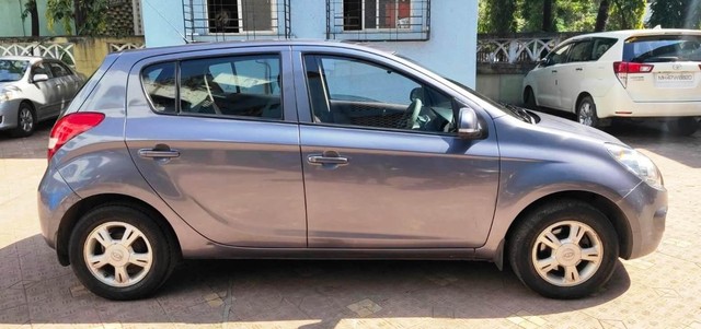 Second-hand 2012 Hyundai i20 Asta 1.2 for sale in Mira Road-1