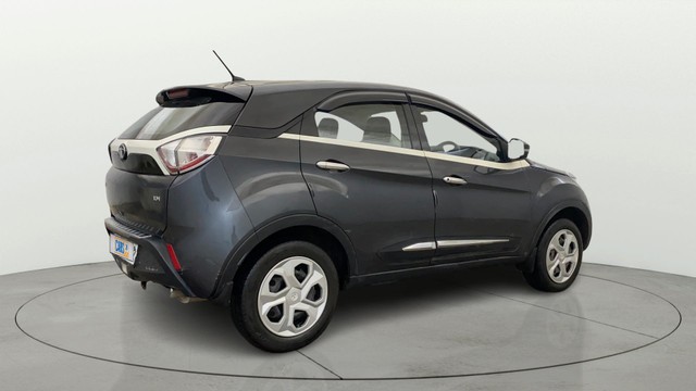 Second-hand 2018 Tata Nexon 1.2 Revotron XM for sale in Gurgaon-2