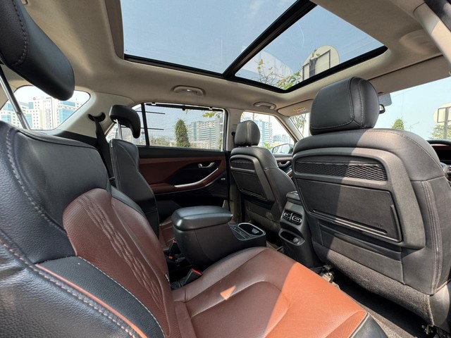 Second-hand 2022 Hyundai Alcazar Signature Diesel AT for sale in Hyderabad-7