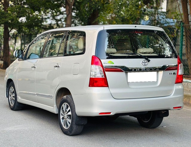 Second-hand 2015 Toyota Innova 2.5 VX (Diesel) 7 Seater for sale in Bangalore-9