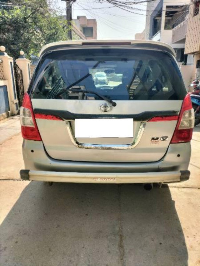 Second-hand 2015 Toyota Innova 2.5 G (Diesel) 7 Seater BS IV for sale in Kurnool-2