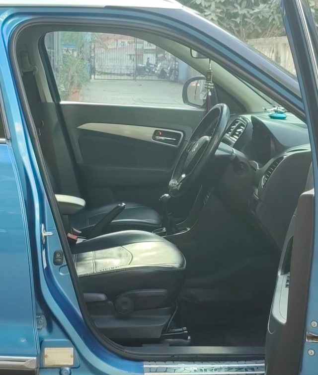 Second-hand 2016 Maruti Suzuki Vitara Brezza ZDi Plus for sale in Mira Road-10