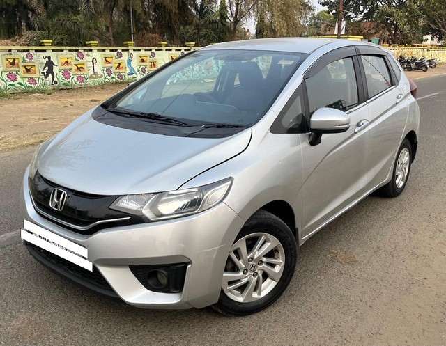 Second-hand 2015 Honda Jazz 1.5 V i DTEC for sale in Nagpur-4
