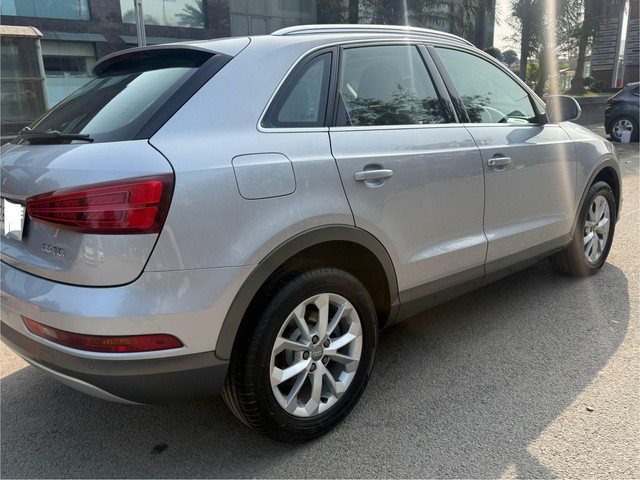 Second-hand 2017 Audi Q3 30 TDI for sale in New Delhi-2