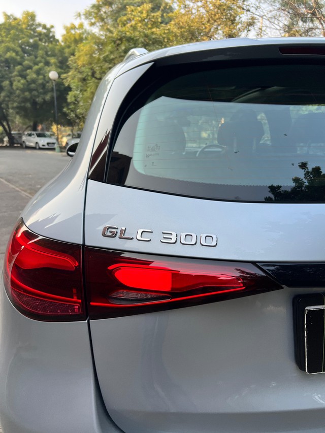 Second-hand 2024 Mercedes-Benz GLC 300 for sale in New Delhi-5