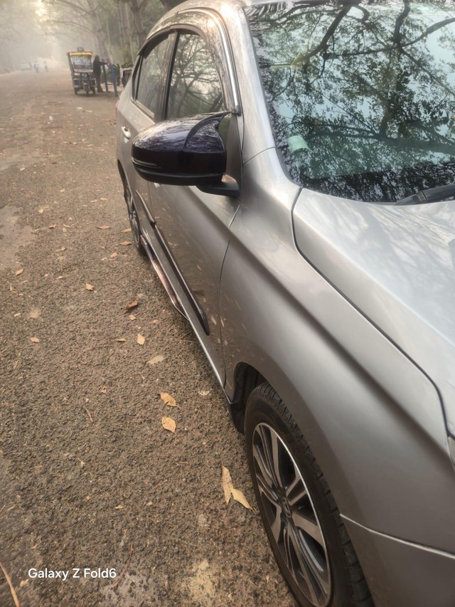 Second-hand 2019 Honda Amaze VX Opt Petrol BSIV for sale in New Delhi-4