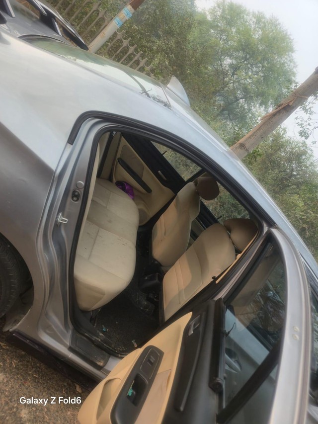 Second-hand 2019 Honda Amaze VX Opt Petrol BSIV for sale in New Delhi-12