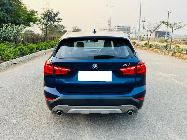 Second-hand 2017 BMW X1 sDrive 20d xLine for sale in Hyderabad-2