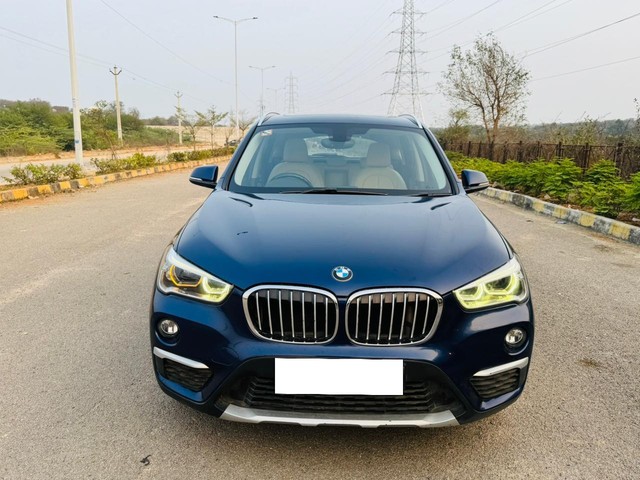 Second-hand 2017 BMW X1 sDrive 20d xLine for sale in Hyderabad-5