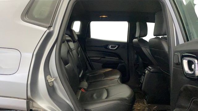 Second-hand 2022 Jeep Compass 2.0 Model S Opt 4x4 AT for sale in Greater Noida-16