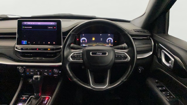 Second-hand 2022 Jeep Compass 2.0 Model S Opt 4x4 AT for sale in Greater Noida-12