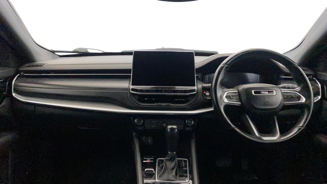 Second-hand 2022 Jeep Compass 2.0 Model S Opt 4x4 AT for sale in Greater Noida-10