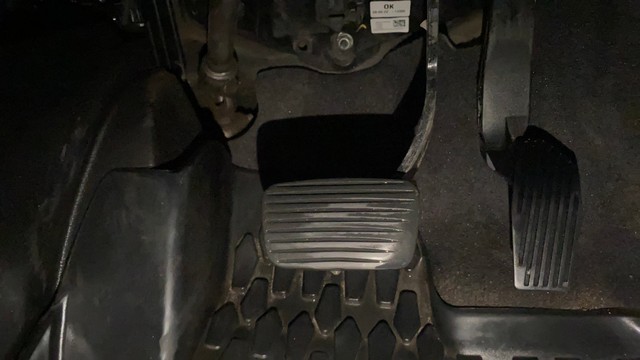 Second-hand 2022 Jeep Compass 2.0 Model S Opt 4x4 AT for sale in Greater Noida-14