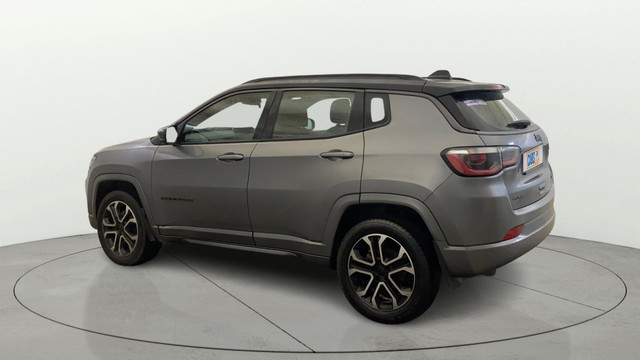 Second-hand 2022 Jeep Compass 2.0 Model S Opt 4x4 AT for sale in Greater Noida-4