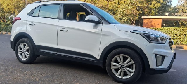 Second-hand 2016 Hyundai Creta 1.6 CRDi SX for sale in Ahmedabad-5