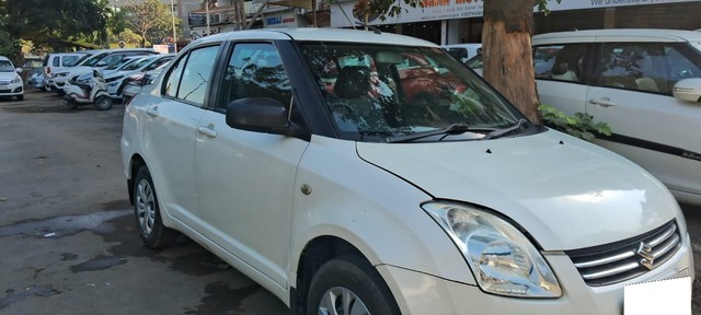 Second-hand 2011 Maruti Swift Dzire VXi for sale in Ahmedabad-0